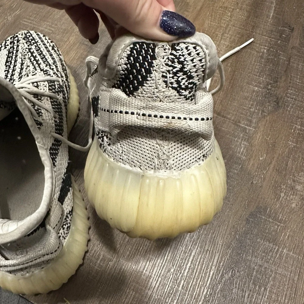 Adidas Yeezy Boost 350 V2 Zebra White Black Red CP9654 Mens Size 7
